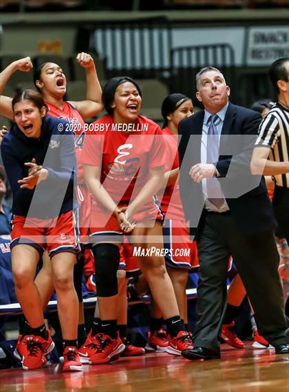 Thumbnail 3 in Strathmore vs. East Bakersfield (CIF D5 Central Section Championship) photogallery.