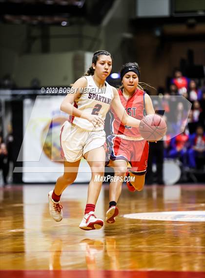 Thumbnail 2 in Strathmore vs. East Bakersfield (CIF D5 Central Section Championship) photogallery.