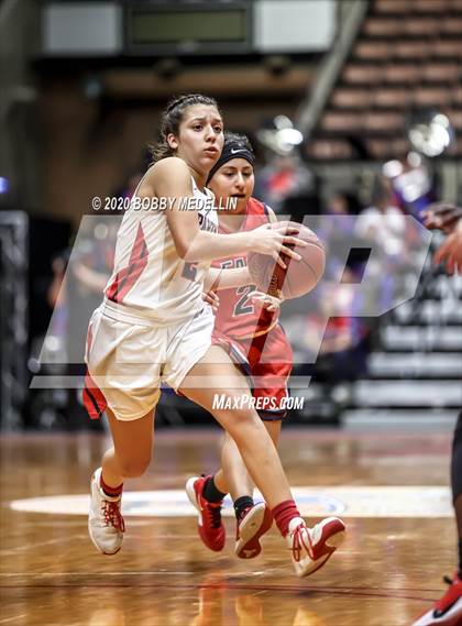 Thumbnail 1 in Strathmore vs. East Bakersfield (CIF D5 Central Section Championship) photogallery.