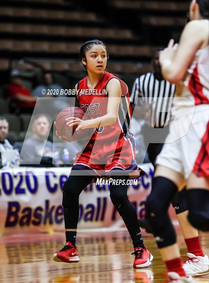 Thumbnail 1 in Strathmore vs. East Bakersfield (CIF D5 Central Section Championship) photogallery.