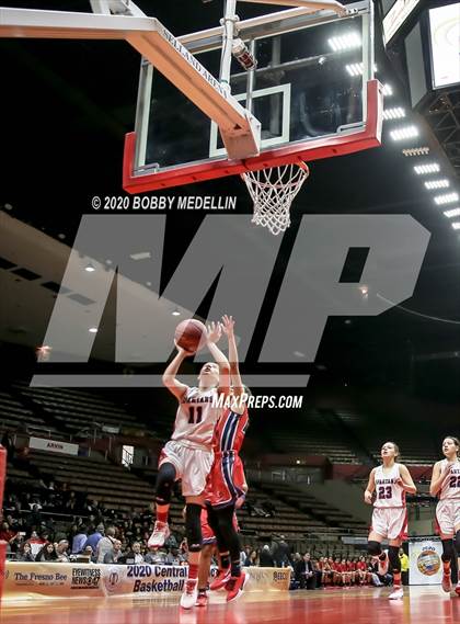 Thumbnail 3 in Strathmore vs. East Bakersfield (CIF D5 Central Section Championship) photogallery.