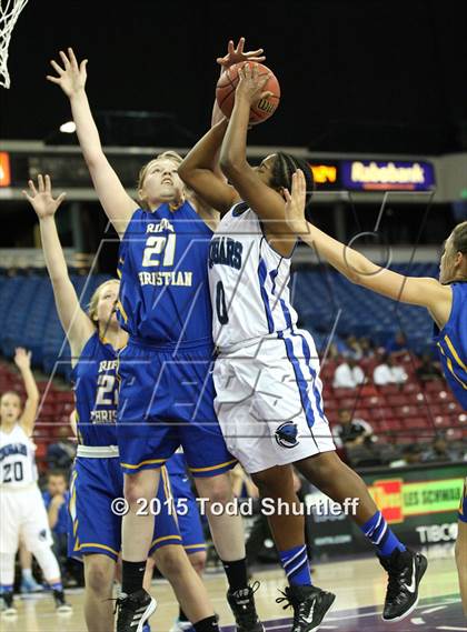 Thumbnail 2 in Ripon Christian vs. Capital Christian (CIF SJS D5 Final) photogallery.