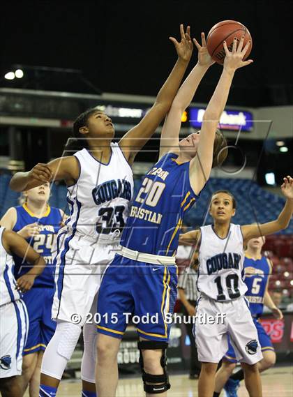 Thumbnail 1 in Ripon Christian vs. Capital Christian (CIF SJS D5 Final) photogallery.