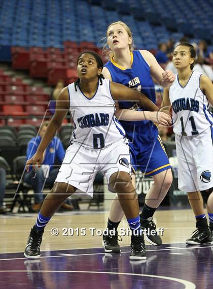 Thumbnail 1 in Ripon Christian vs. Capital Christian (CIF SJS D5 Final) photogallery.