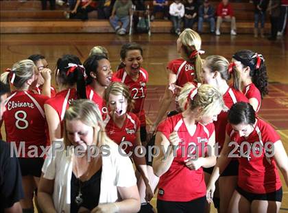 Thumbnail 2 in Elsinore @ Taft (CIF Regional Playoffs) photogallery.