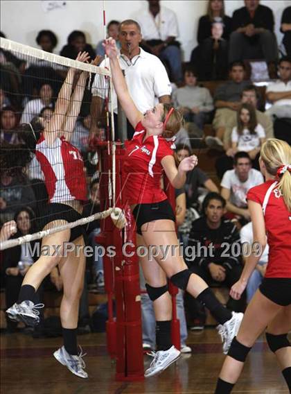 Thumbnail 1 in Elsinore @ Taft (CIF Regional Playoffs) photogallery.