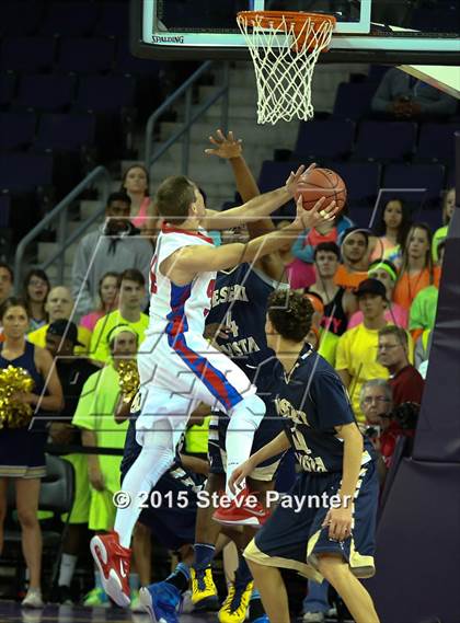 Thumbnail 1 in Desert Vista vs. Mountain View (AIA Division 1 Semifinal) photogallery.