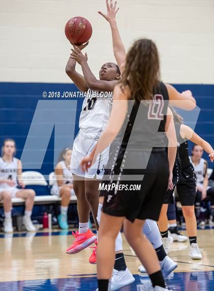 Thumbnail 2 in Farmington @ Newington photogallery.