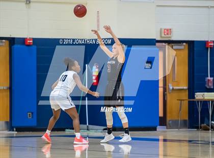 Thumbnail 1 in Farmington @ Newington photogallery.