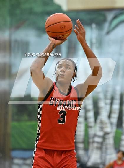 Thumbnail 3 in Dynamic Prep vs. Prolific Prep of Napa Christian (Chick-fil-A Classic) photogallery.