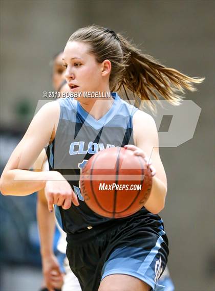 Thumbnail 2 in Clovis North @ Clovis East photogallery.