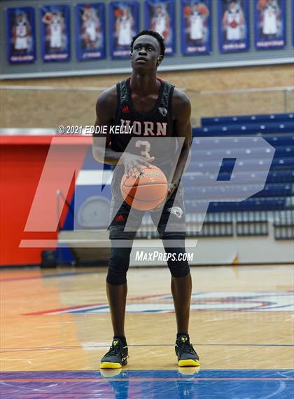 Thumbnail 2 in Horn vs. Lake Travis (In-N-Out Tournament) photogallery.