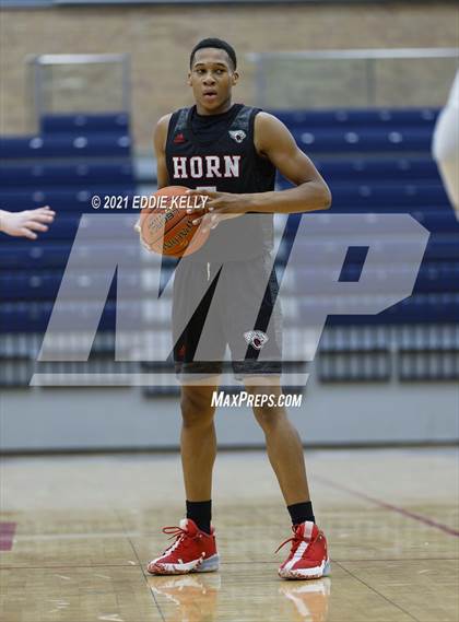 Thumbnail 3 in Horn vs. Lake Travis (In-N-Out Tournament) photogallery.