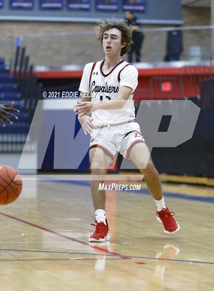 Thumbnail 2 in Horn vs. Lake Travis (In-N-Out Tournament) photogallery.