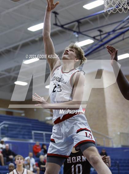 Thumbnail 3 in Horn vs. Lake Travis (In-N-Out Tournament) photogallery.