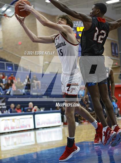 Thumbnail 1 in Horn vs. Lake Travis (In-N-Out Tournament) photogallery.