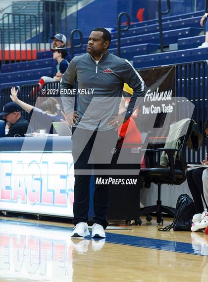 Thumbnail 3 in Horn vs. Lake Travis (In-N-Out Tournament) photogallery.