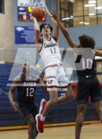 Thumbnail 1 in Horn vs. Lake Travis (In-N-Out Tournament) photogallery.