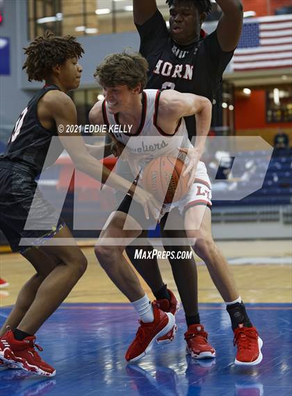 Thumbnail 1 in Horn vs. Lake Travis (In-N-Out Tournament) photogallery.