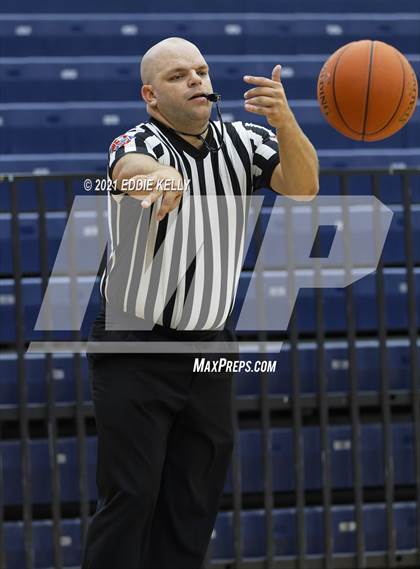 Thumbnail 1 in Horn vs. Lake Travis (In-N-Out Tournament) photogallery.