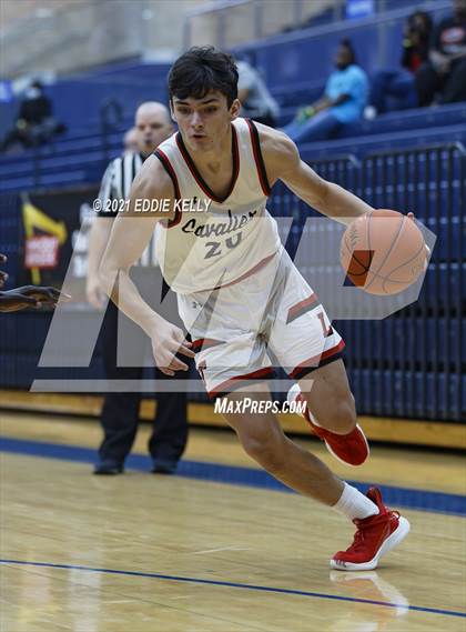 Thumbnail 3 in Horn vs. Lake Travis (In-N-Out Tournament) photogallery.