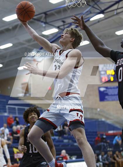Thumbnail 1 in Horn vs. Lake Travis (In-N-Out Tournament) photogallery.