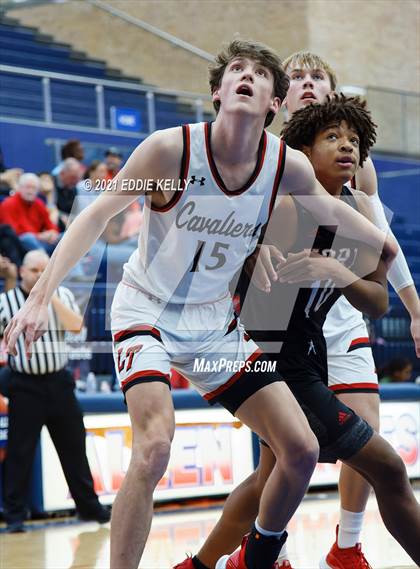 Thumbnail 3 in Horn vs. Lake Travis (In-N-Out Tournament) photogallery.