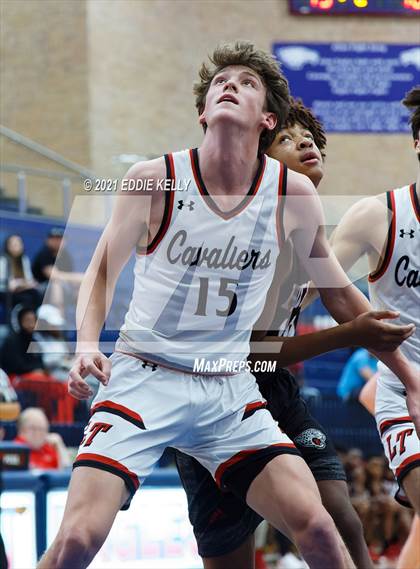 Thumbnail 1 in Horn vs. Lake Travis (In-N-Out Tournament) photogallery.
