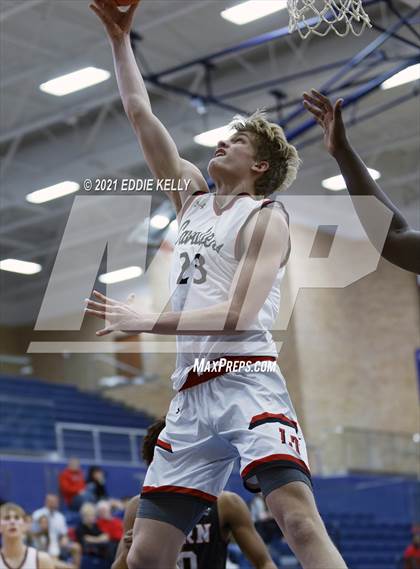 Thumbnail 2 in Horn vs. Lake Travis (In-N-Out Tournament) photogallery.