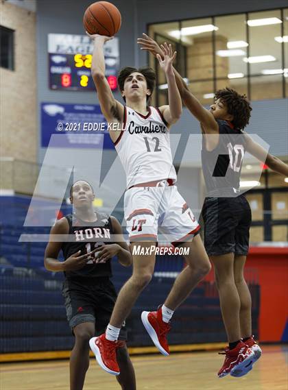 Thumbnail 1 in Horn vs. Lake Travis (In-N-Out Tournament) photogallery.