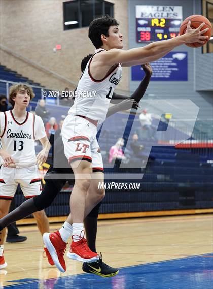 Thumbnail 1 in Horn vs. Lake Travis (In-N-Out Tournament) photogallery.