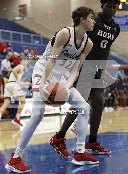 Thumbnail 2 in Horn vs. Lake Travis (In-N-Out Tournament) photogallery.