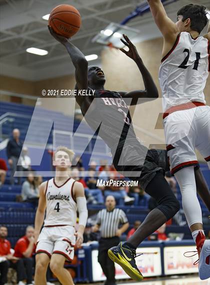 Thumbnail 1 in Horn vs. Lake Travis (In-N-Out Tournament) photogallery.