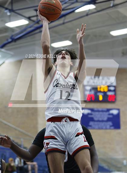 Thumbnail 3 in Horn vs. Lake Travis (In-N-Out Tournament) photogallery.