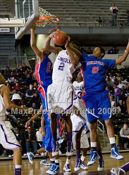 Thumbnail 1 in Lincoln vs Duncanville (Chris Bosh South Dallas Shootout) photogallery.