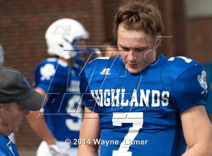 Thumbnail 3 in Columbus vs. Highlands photogallery.