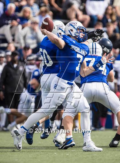 Thumbnail 1 in Columbus vs. Highlands photogallery.