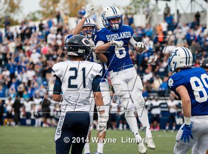 Thumbnail 3 in Columbus vs. Highlands photogallery.