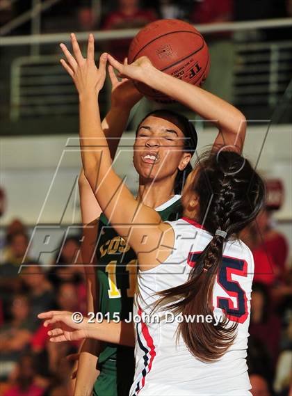 Thumbnail 1 in Mira Costa vs. Redondo Union (CIF SS D2AA Final) photogallery.