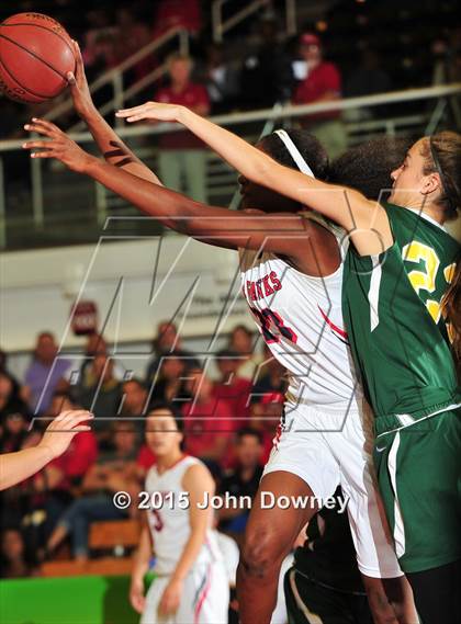 Thumbnail 2 in Mira Costa vs. Redondo Union (CIF SS D2AA Final) photogallery.
