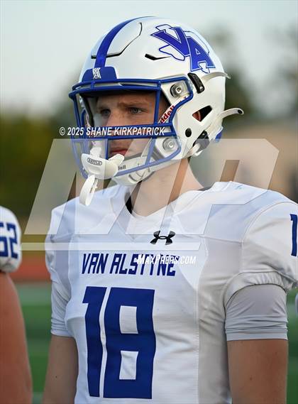 Thumbnail 1 in Van Alstyne @ Life Waxahachie photogallery.