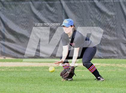 Thumbnail 3 in  Marvin Ridge vs Ardrey Kell photogallery.