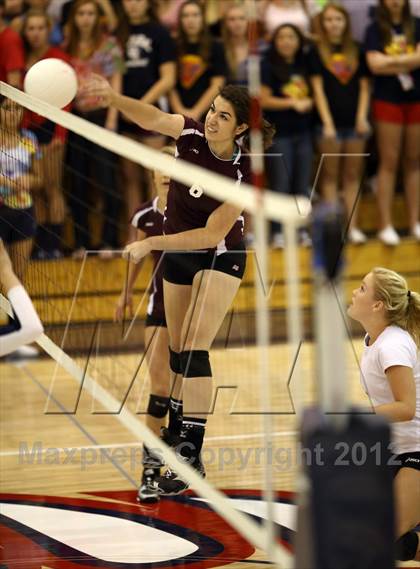 Thumbnail 2 in Cheyenne Mountain @ Chaparral photogallery.