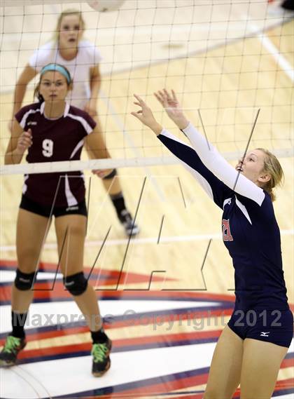 Thumbnail 1 in Cheyenne Mountain @ Chaparral photogallery.