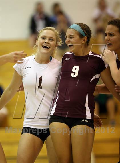 Thumbnail 1 in Cheyenne Mountain @ Chaparral photogallery.