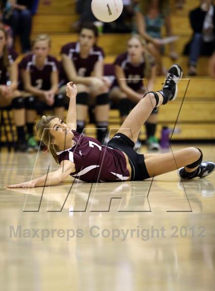 Thumbnail 1 in Cheyenne Mountain @ Chaparral photogallery.