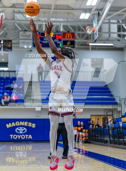 Thumbnail 3 in Carthage vs Earle (Lendel Thomas Classic) photogallery.