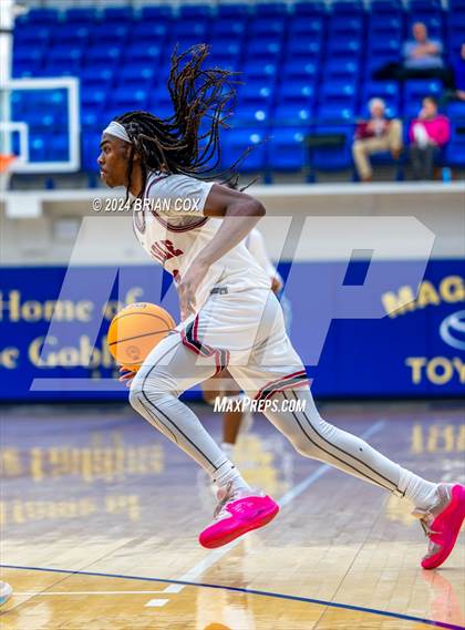 Thumbnail 3 in Carthage vs Earle (Lendel Thomas Classic) photogallery.