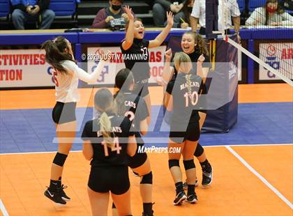 Thumbnail 3 in Brookland vs. Valley View (AAA 4A State Final) photogallery.