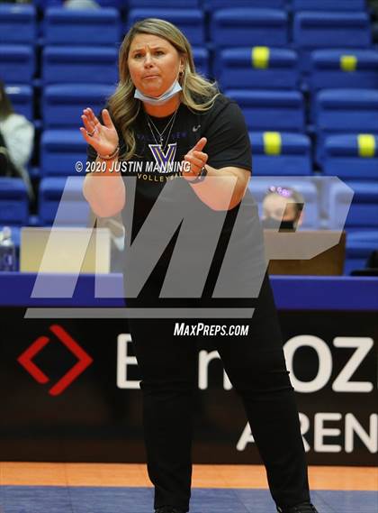 Thumbnail 2 in Brookland vs. Valley View (AAA 4A State Final) photogallery.